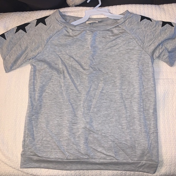 Heather Gray Star Printed Shirt Sleeve Sweatshirt - Picture 5 of 9